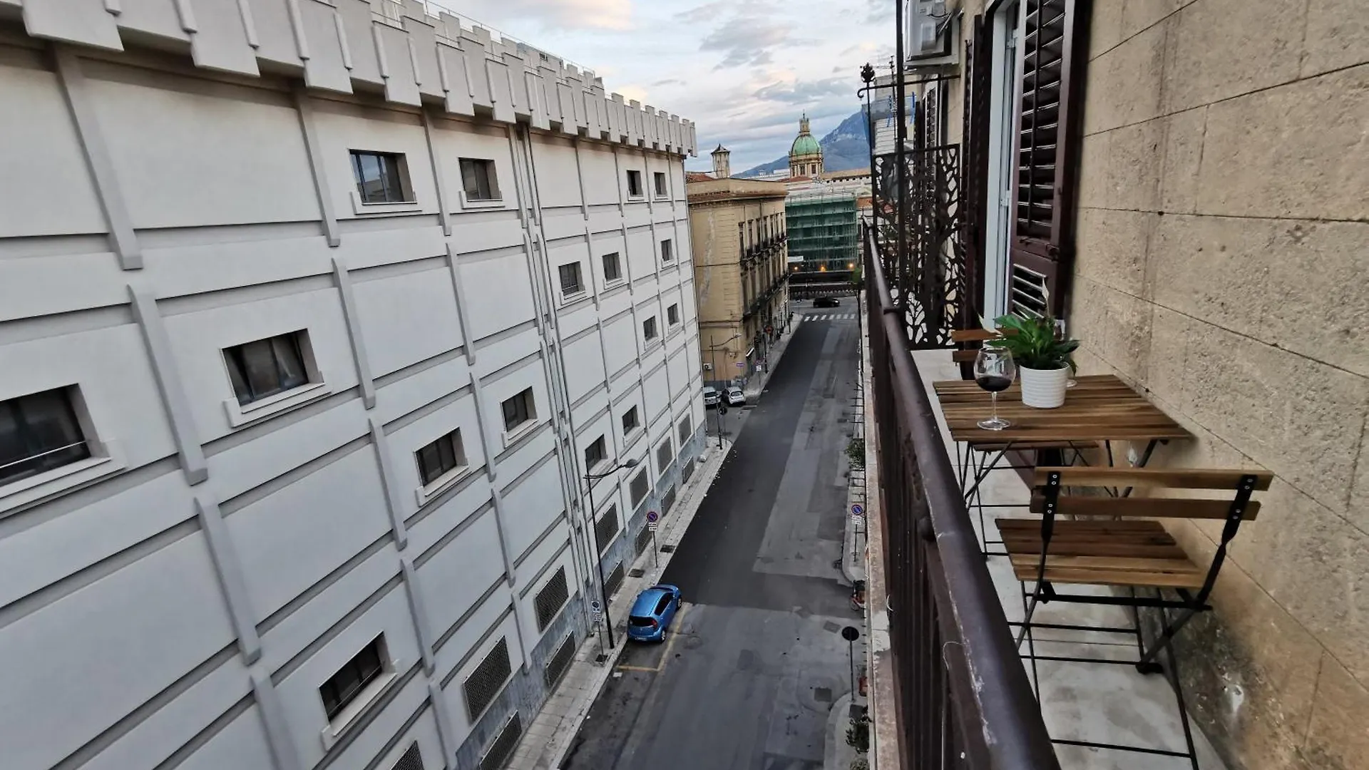 Dagnino House - Luxury Apartment In The Center Of Palermo